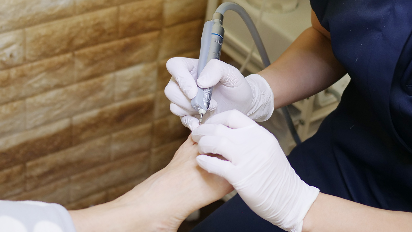 ドイツ式フットケアの施術風景